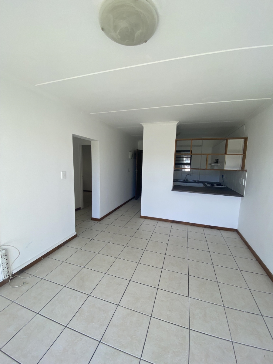 To Let 2 Bedroom Property for Rent in Guldenland Western Cape